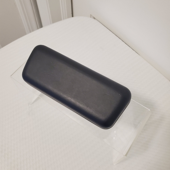 Nike Black Hardshell Eye Glass Case - Picture 5 of 7